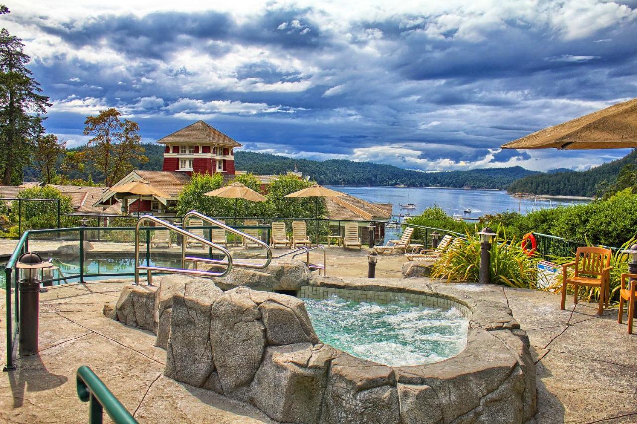 Poets Cove Resort & Spa Bedwell Harbour Екстериор снимка