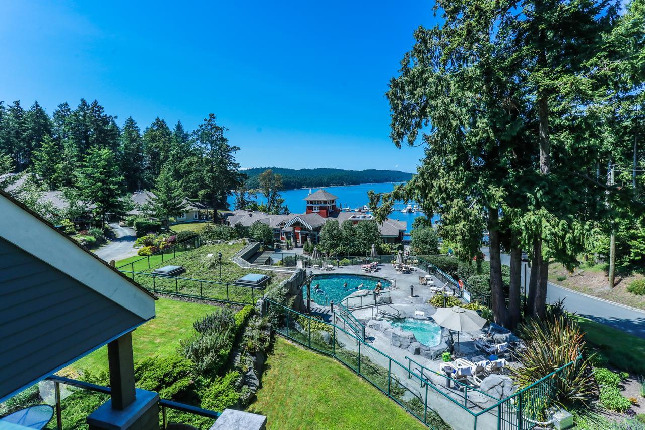 Poets Cove Resort & Spa Bedwell Harbour Екстериор снимка