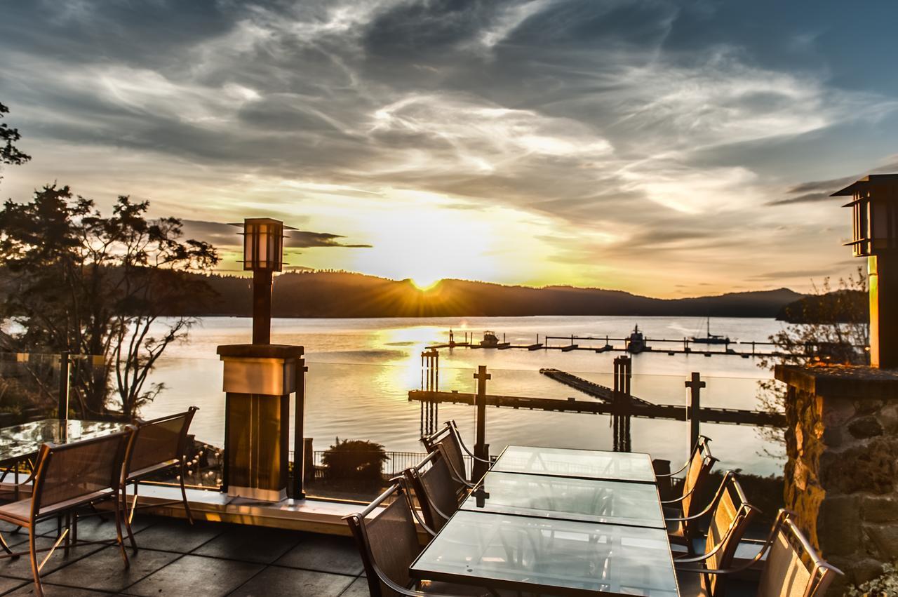 Poets Cove Resort & Spa Bedwell Harbour Екстериор снимка